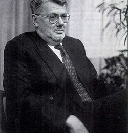 Dr. Kádár Béla