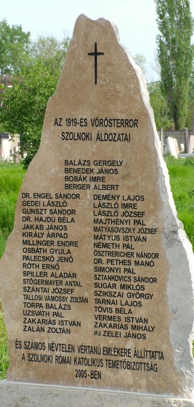 Az 1919-ben kivégzett katonatisztek, csendőrök és polgári személyek emlékműve