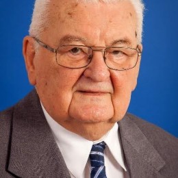 Dr. Boross Péter